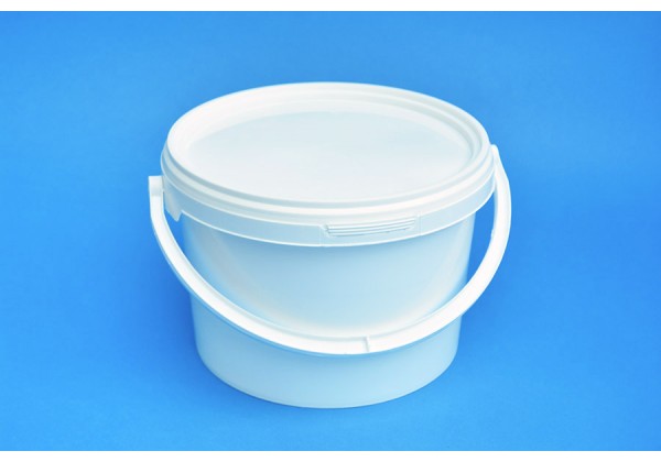 3 LITRE WHITE BUCKET and LID